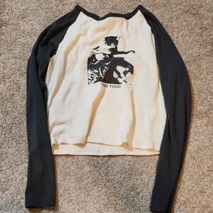 Brandy Melville Black and Cream Graphic Long Sleeve Tee
